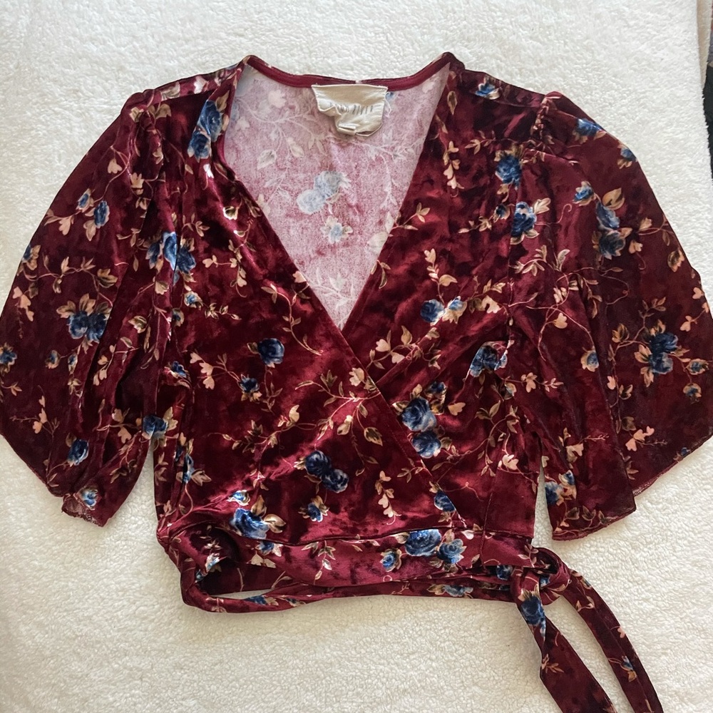 velvet floral crop